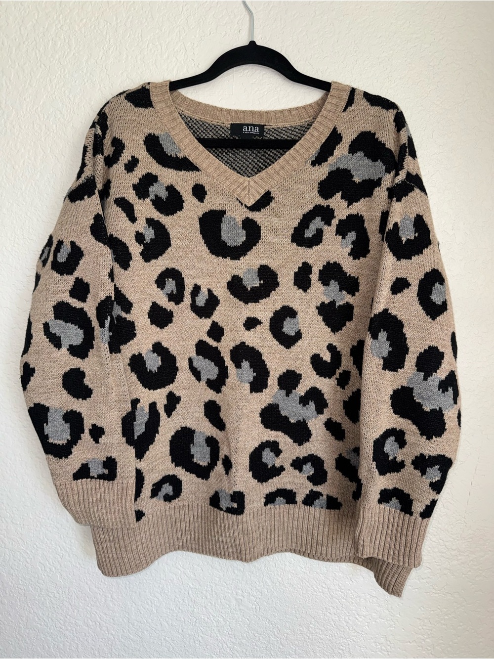 a.n.a Beige Leopard-Print V-Neck Sweater with Black & Gray Spots